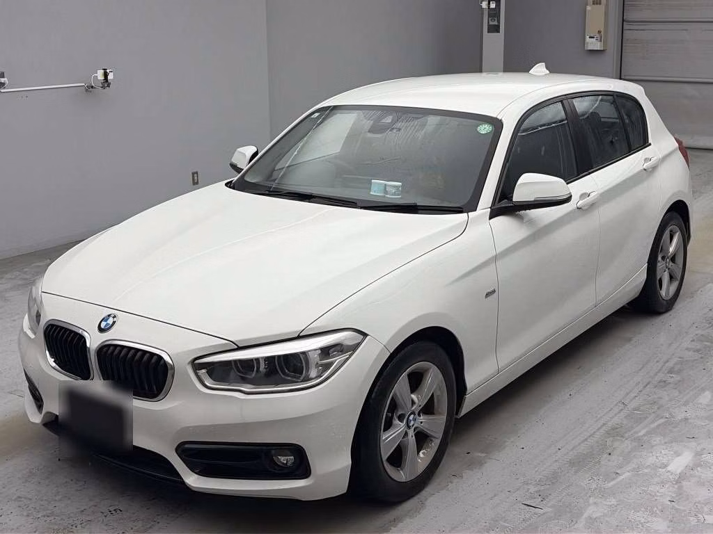 BMW 1-SERIES
