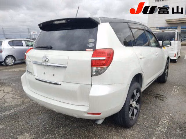 Toyota Vanguard