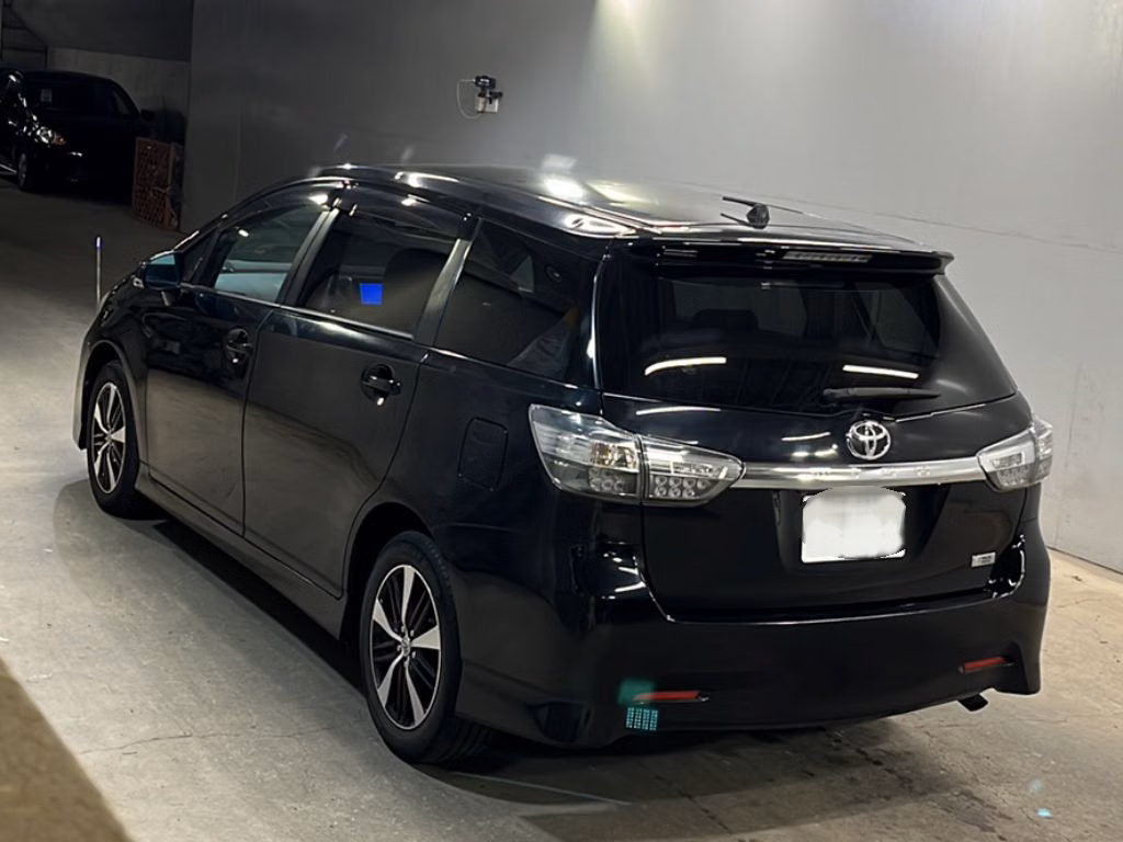 TOYOTA WISH