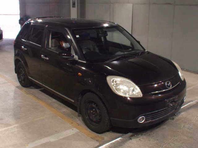Mazda Verisa