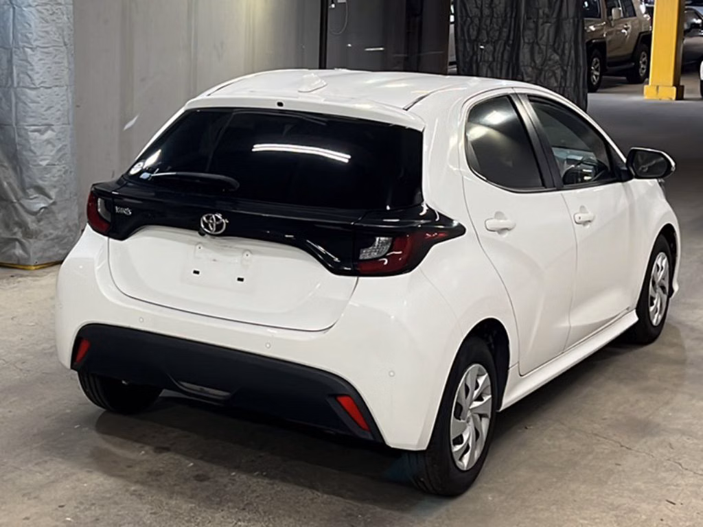 TOYOTA YARIS