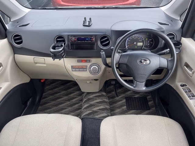 Subaru Lucra