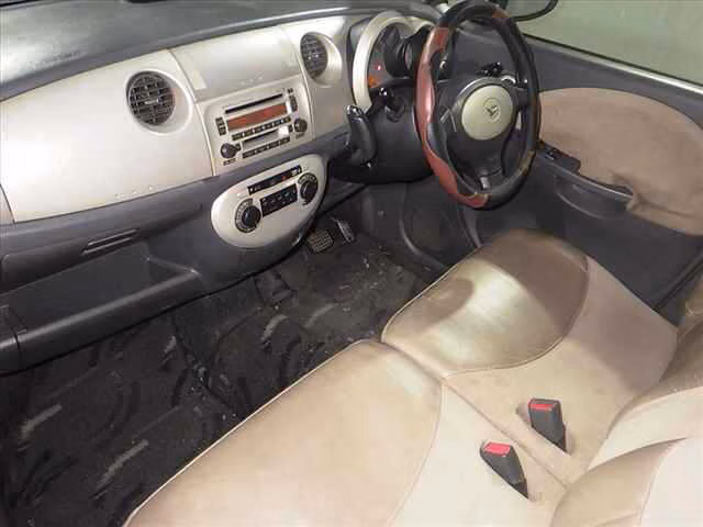 Daihatsu Move Latte
