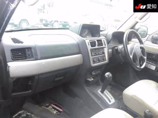 MITSUBISHI PAJERO IO