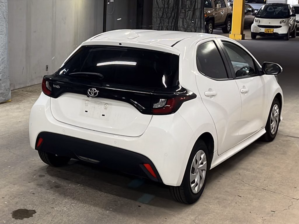 TOYOTA YARIS