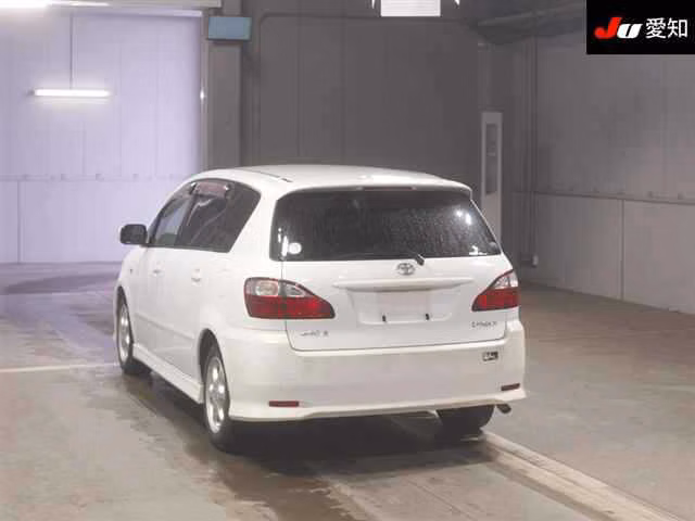 Toyota Ipsum