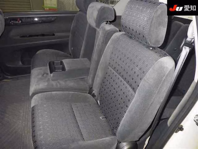 Toyota Ipsum