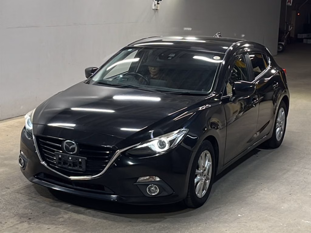 MAZDA AXELA