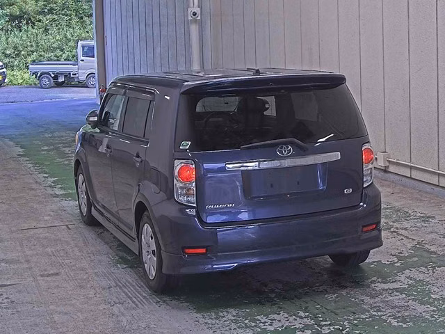 Toyota Corolla Rumion