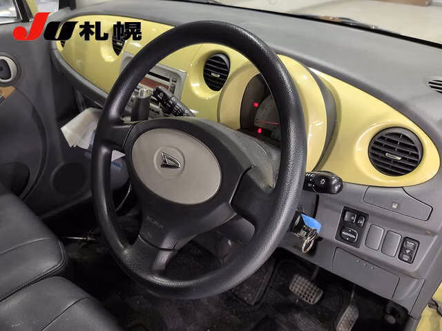 Daihatsu Move Latte
