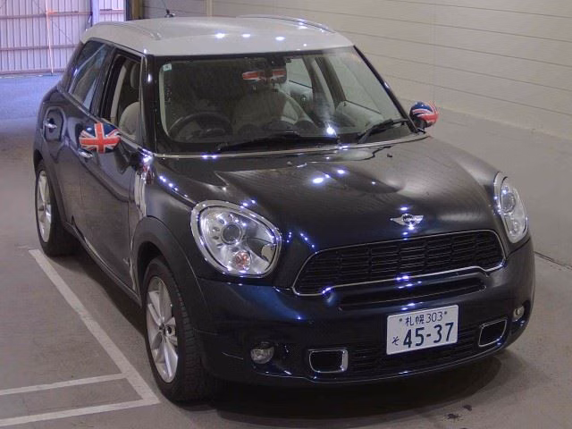 MINI CROSSOVER