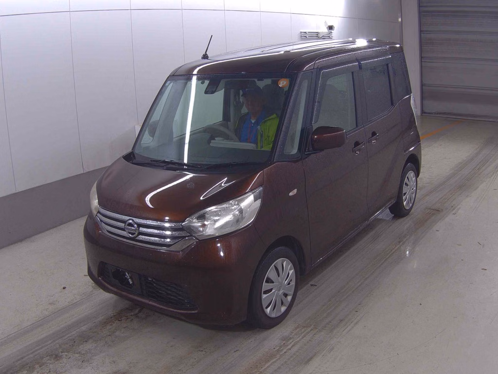 NISSAN DAYZ ROOX