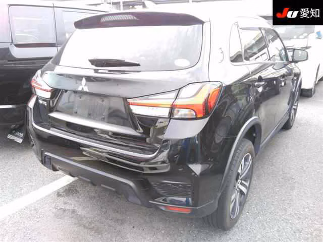 MITSUBISHI RVR