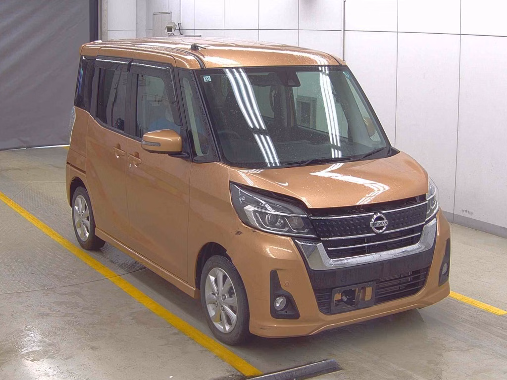 NISSAN DAYZ ROOX