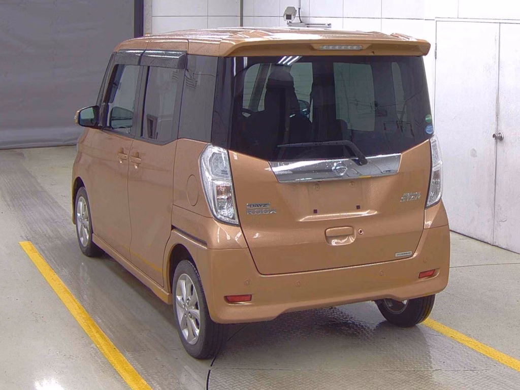 NISSAN DAYZ ROOX