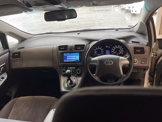 Toyota Mark X Zio