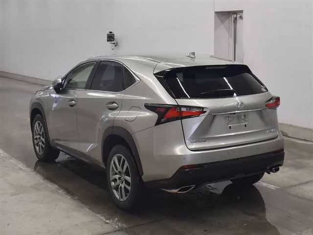 Lexus NX200t