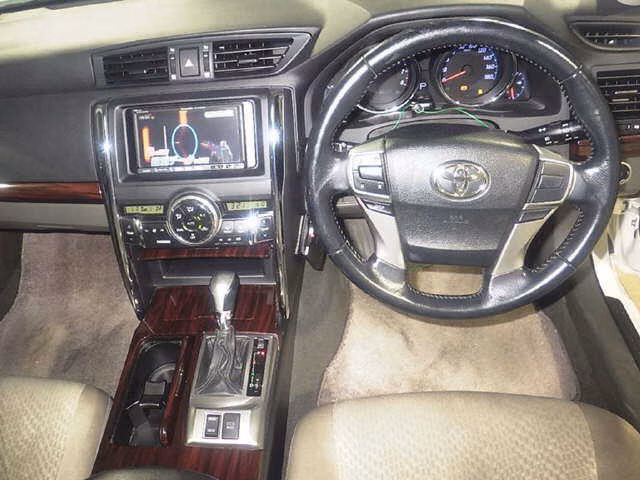 TOYOTA MARK X