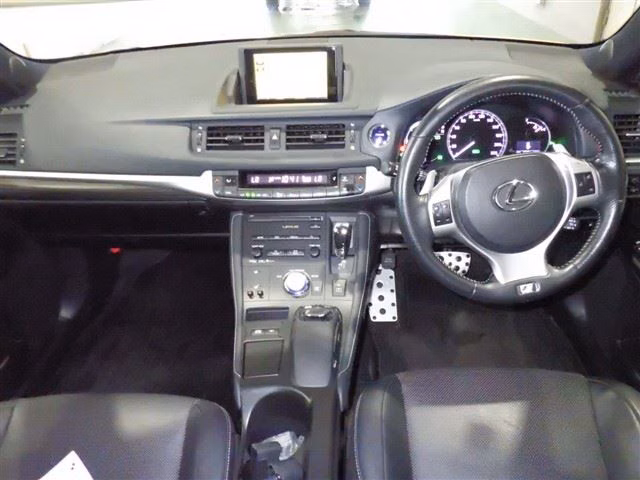 Lexus CT200h