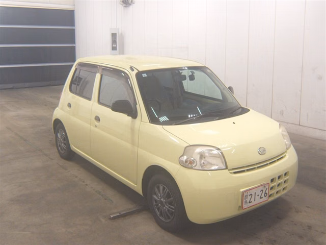 DAIHATSU ESSE
