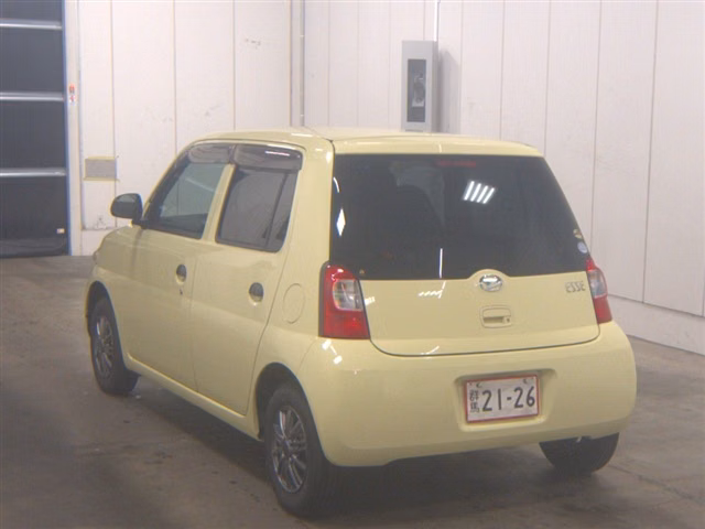 DAIHATSU ESSE