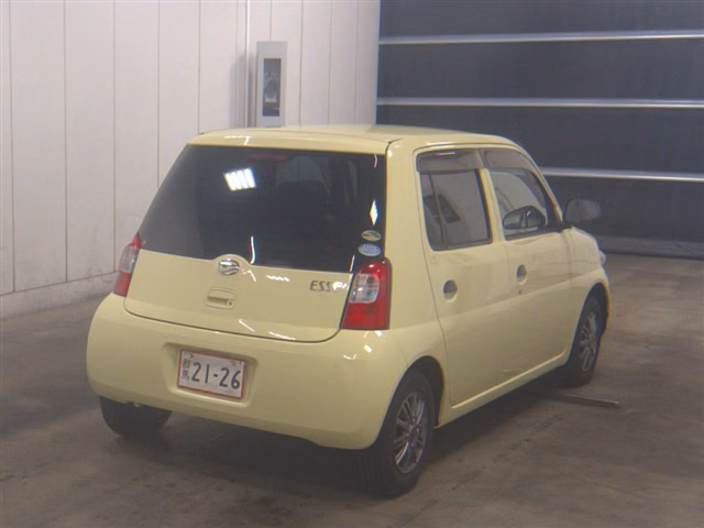 DAIHATSU ESSE