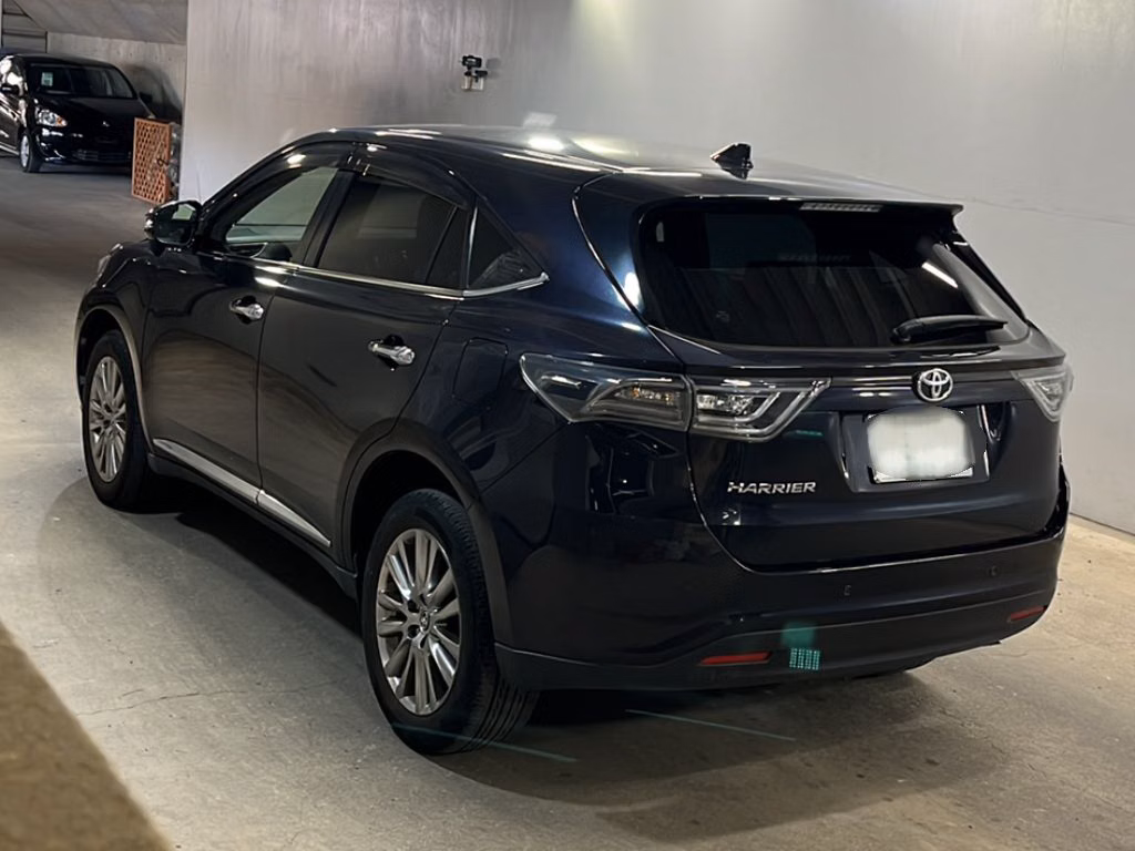 TOYOTA HARRIER