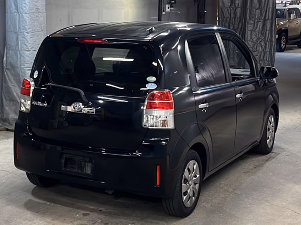 TOYOTA SPADE