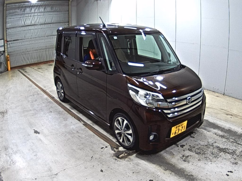 Nissan DAYZ Roox