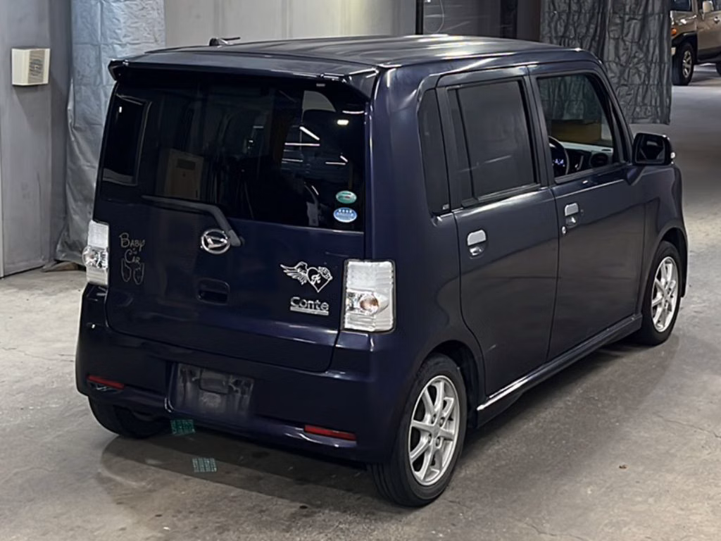 DAIHATSU MOVE CONTE