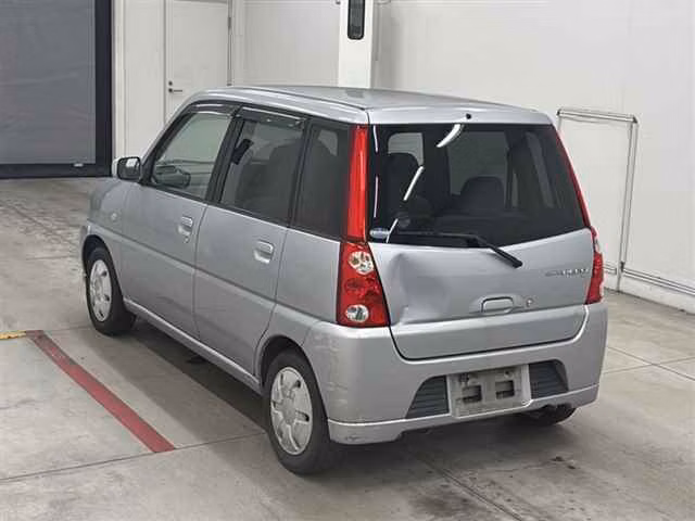 Subaru Pleo