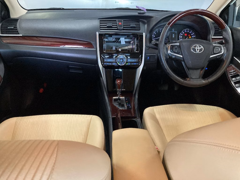 Toyota Premio