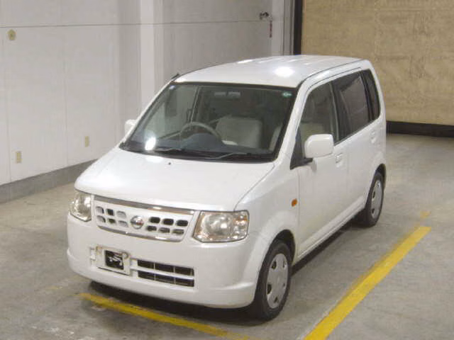 Nissan Otti