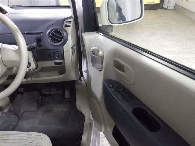 Nissan Otti