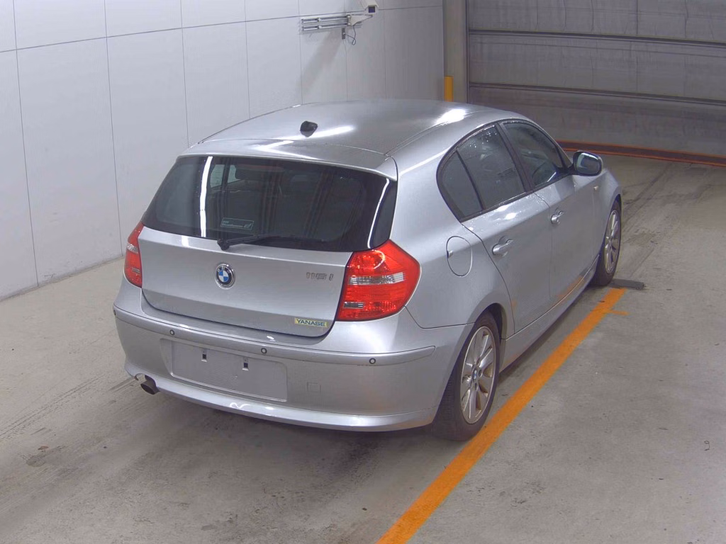 BMW 1-SERIES