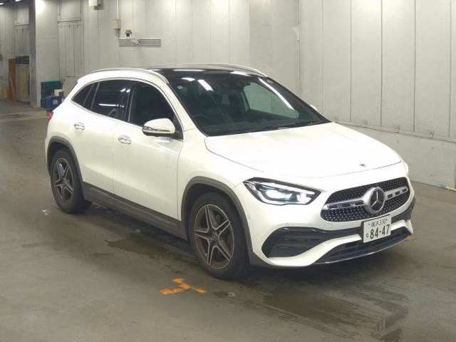 Mercedes-Benz GLA-Class