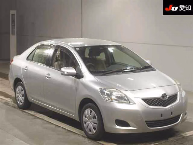 TOYOTA BELTA