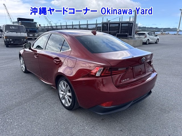 Lexus IS300h