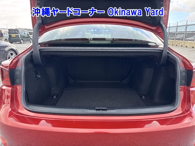 Lexus IS300h