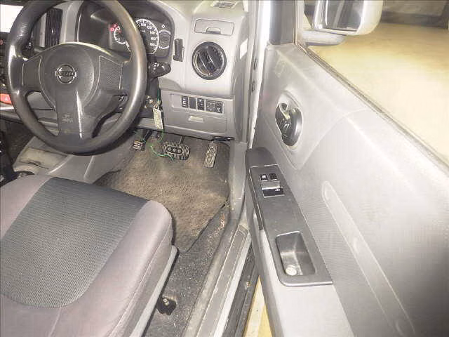 Nissan AD