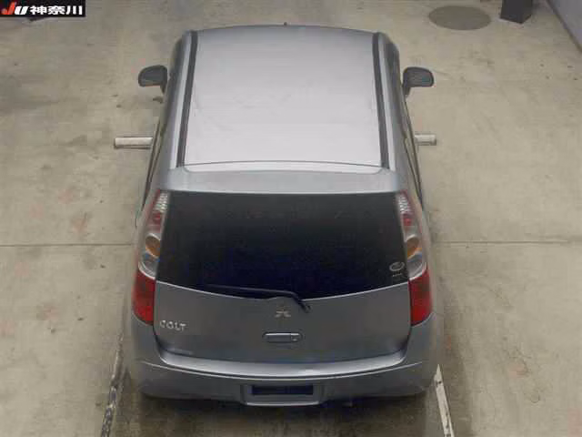 MITSUBISHI COLT