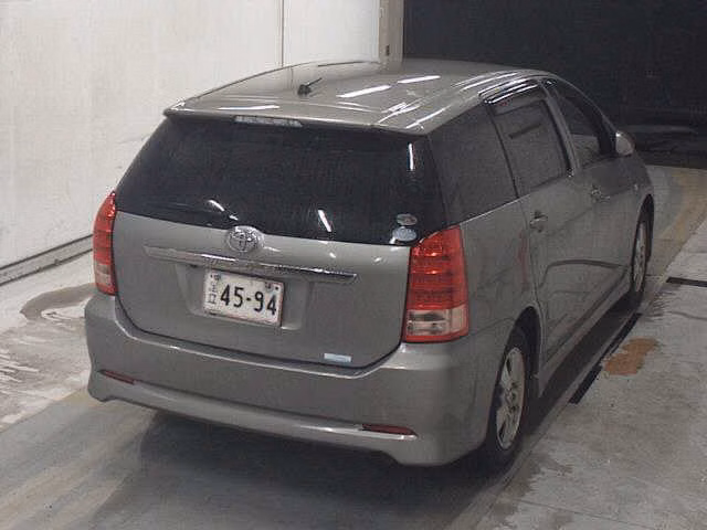 TOYOTA WISH