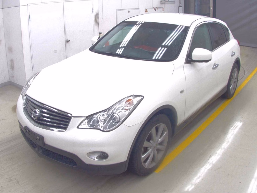 Nissan Skyline Crossover