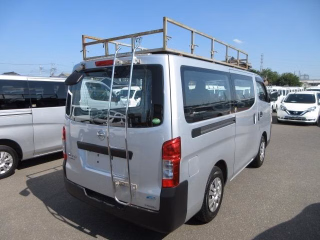 NISSAN NV350 CARAVAN