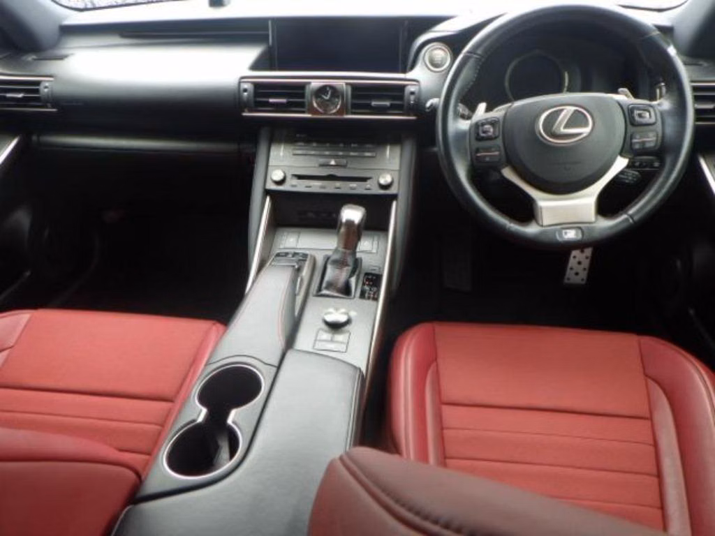 Lexus IS300