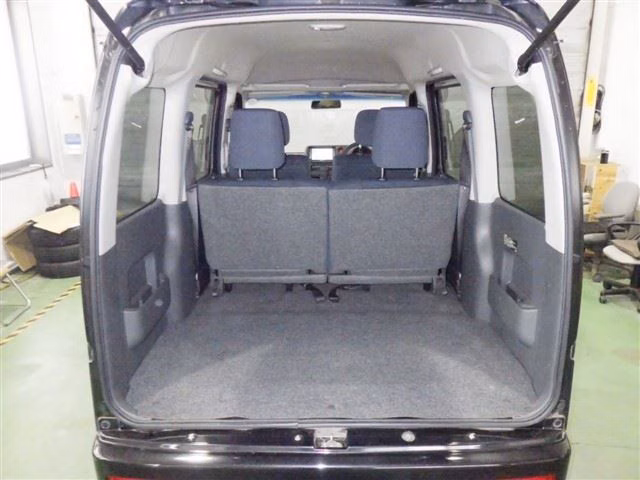 TOYOTA PIXIS VAN