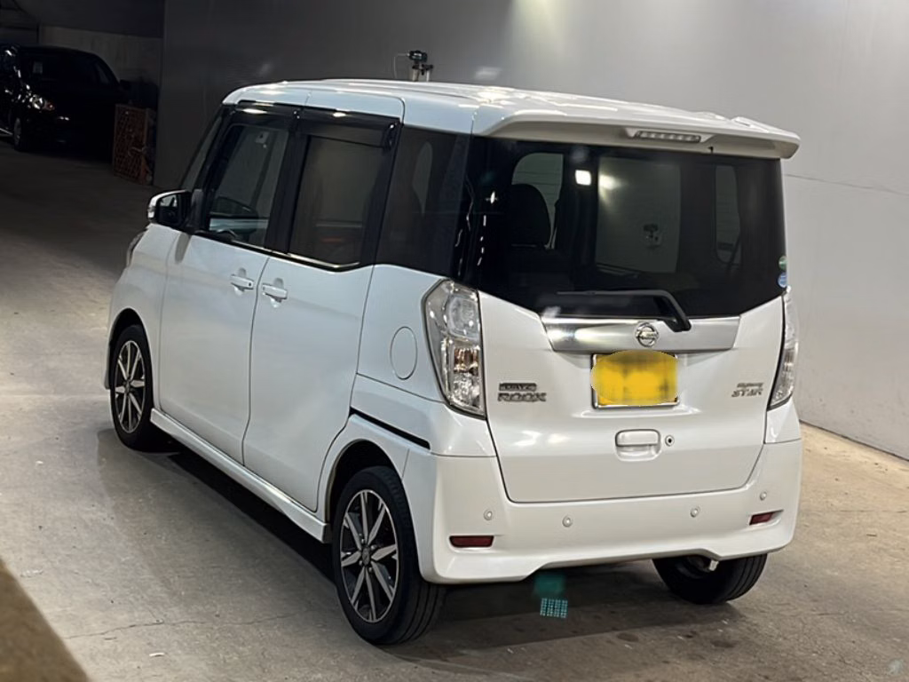 NISSAN DAYZ ROOX