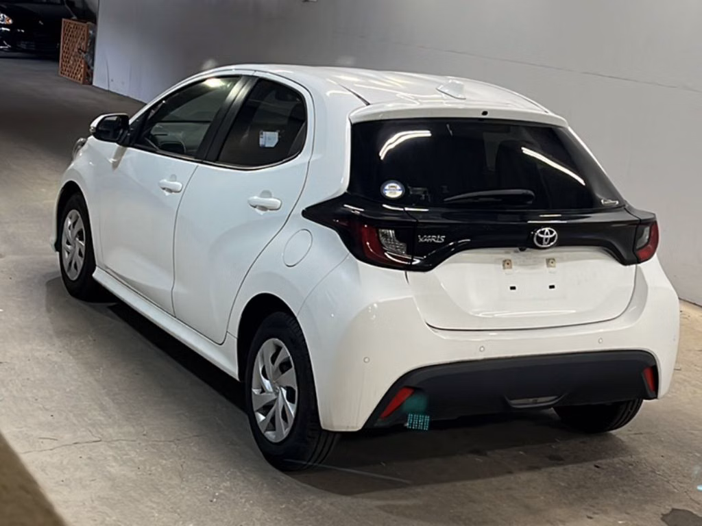 TOYOTA YARIS