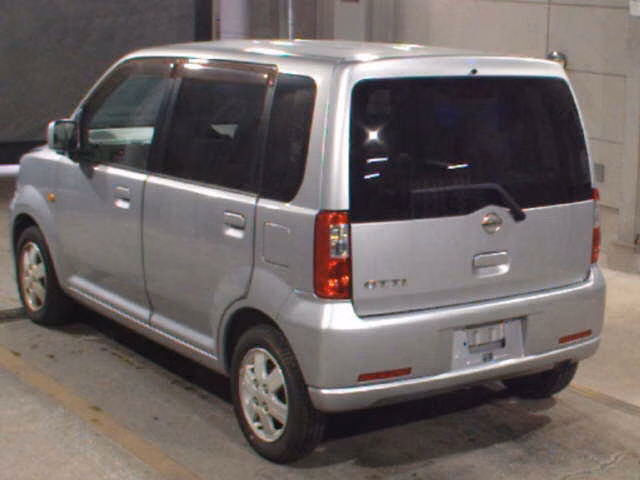 Nissan Otti