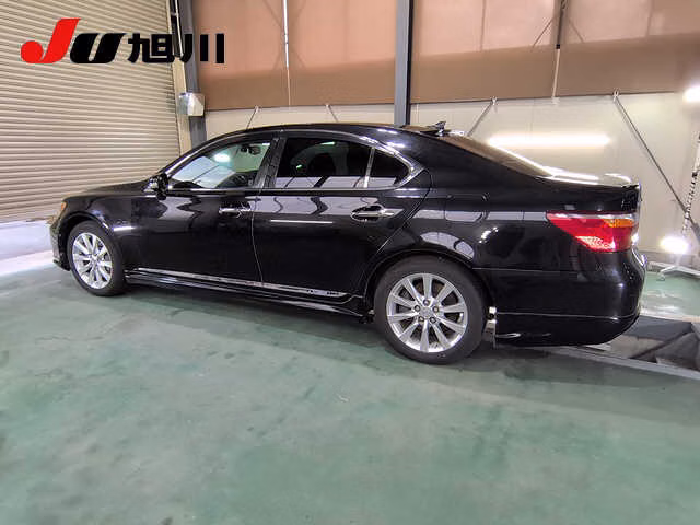 Lexus LS600h